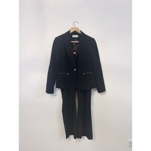 Calvin Klein Black Women’s Pant Suit Size 8 Modern Fit